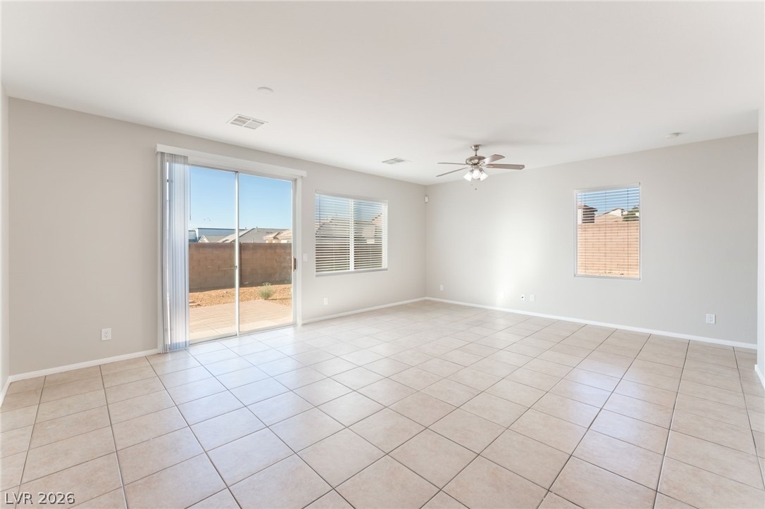 629 Twilight Blue Avenue Property Photo 9
