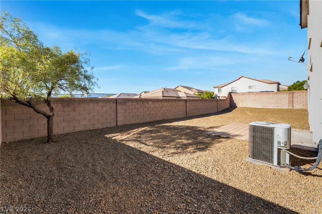 629 Twilight Blue Avenue Property Photo 42