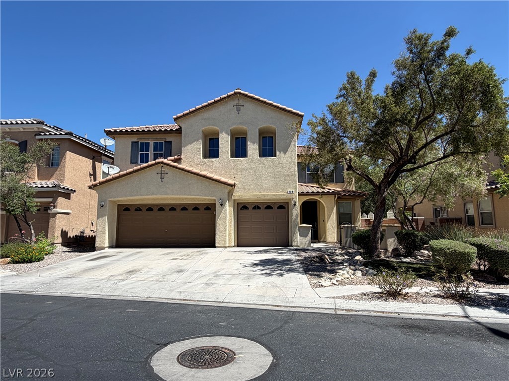 108 Junction Peak Avenue Property Photo 2