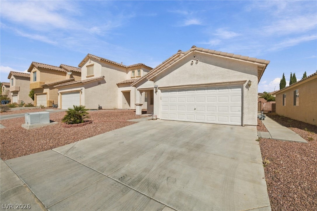 8210 Shallow River Court Property Photo 3