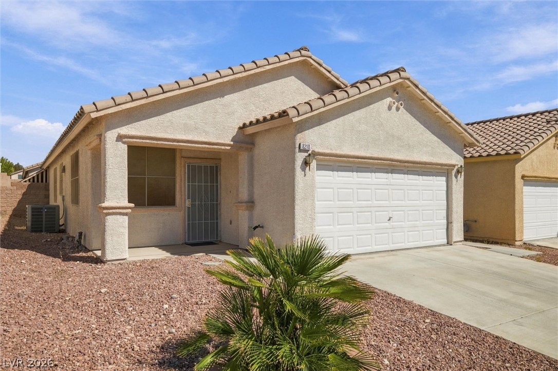 8210 Shallow River Court Property Photo 4