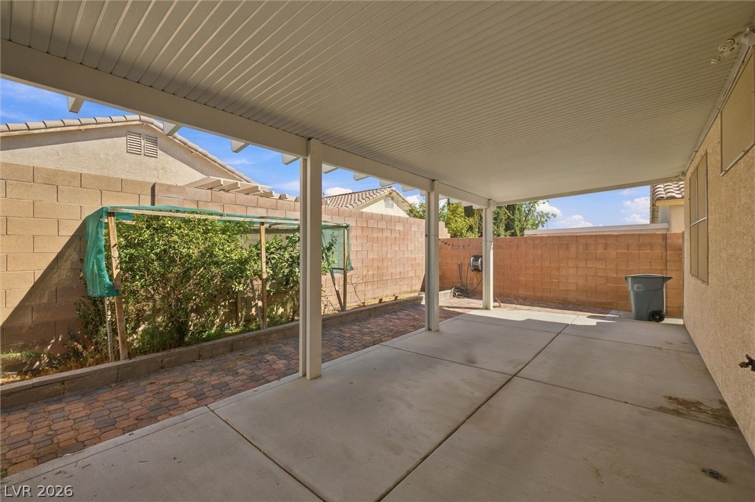 8210 Shallow River Court Property Photo 28