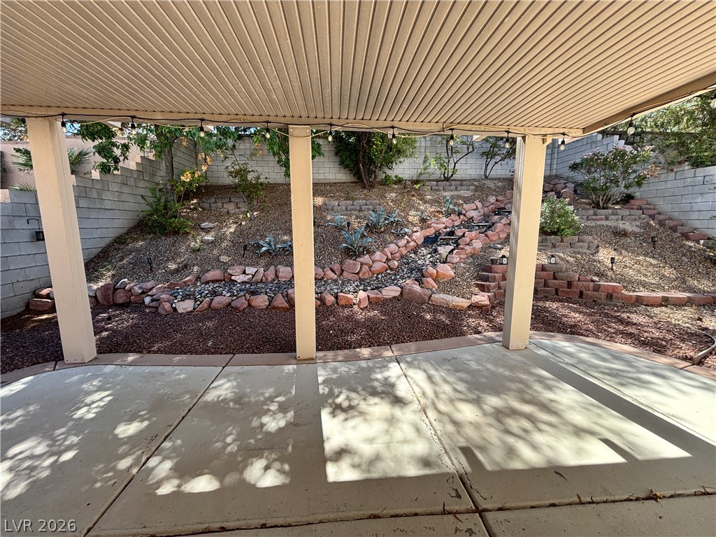 2261 Chestnut Bluffs Avenue Property Photo 27