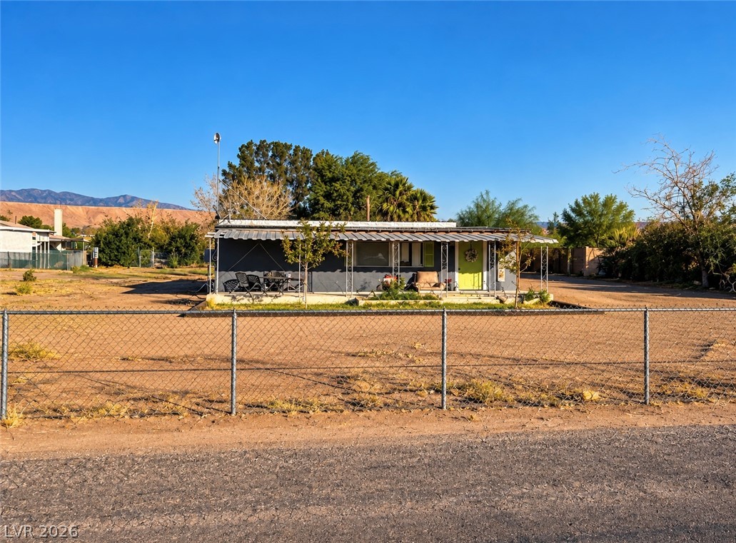 260 Randall Street Property Photo 2