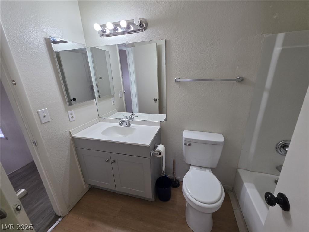 4363 Spencer Street 8 Property Photo 16