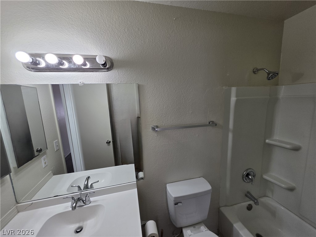 4363 Spencer Street 8 Property Photo 17