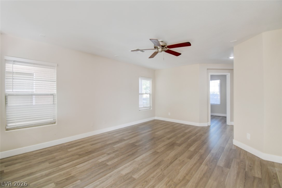 623 Port Talbot Avenue Property Photo 5