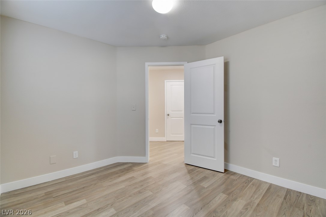 623 Port Talbot Avenue Property Photo 9