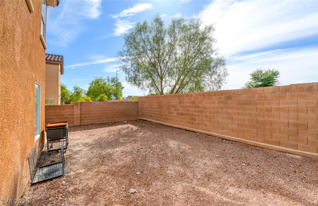 623 Port Talbot Avenue Property Photo 20