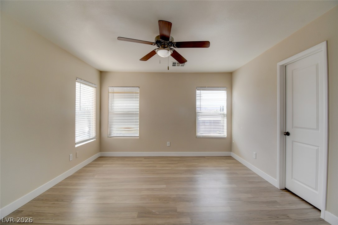 623 Port Talbot Avenue Property Photo 25