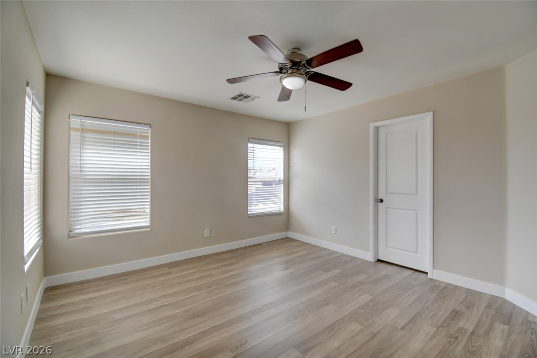 623 Port Talbot Avenue Property Photo 26