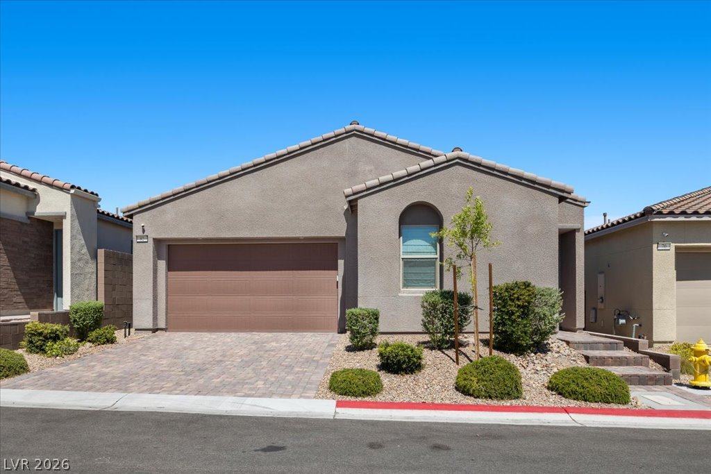 82 Nine Mile Creek Drive Property Photo 1