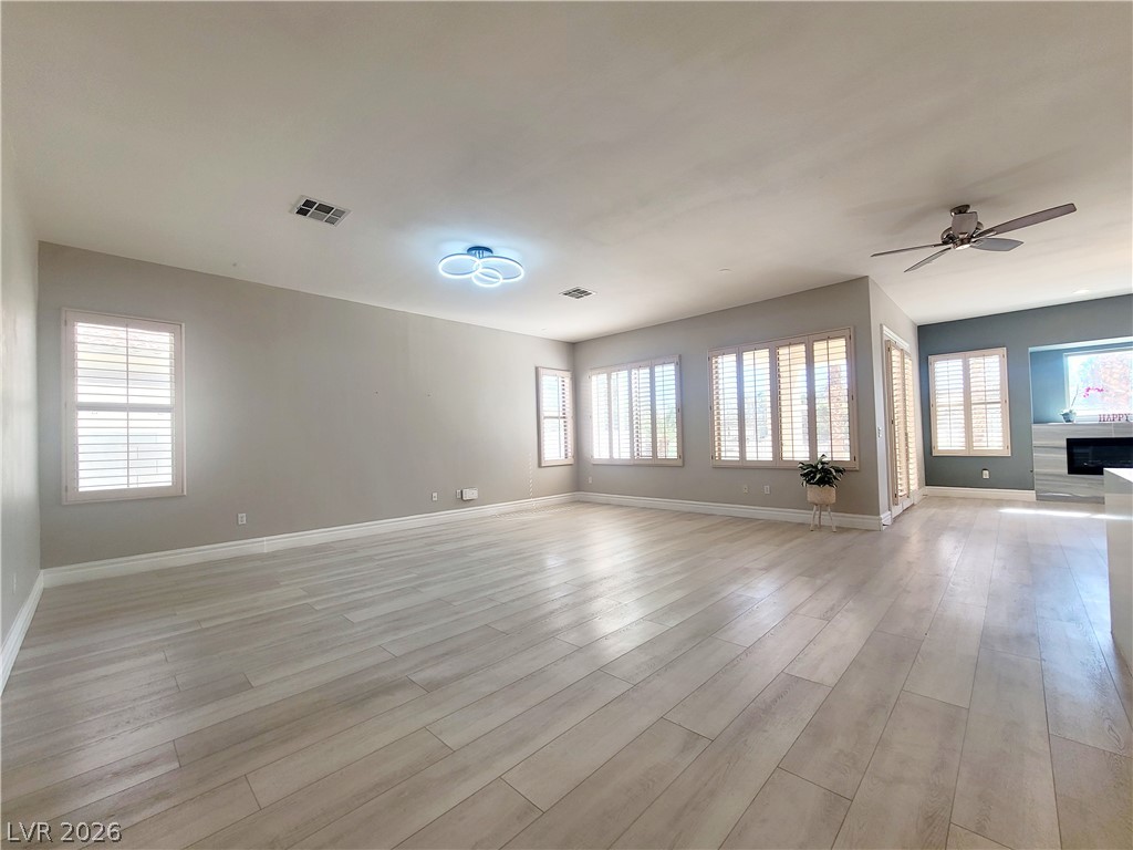 211 Arbour Garden Avenue Property Photo 3