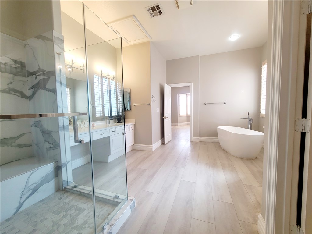 211 Arbour Garden Avenue Property Photo 19