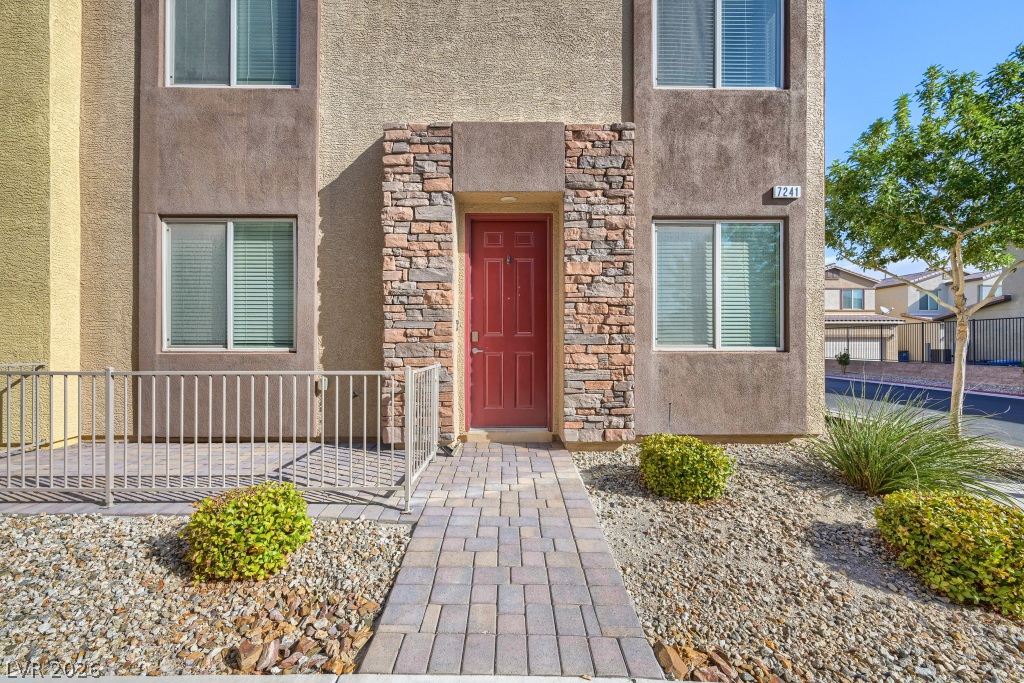 7241 Glistening Star Street Property Photo 3