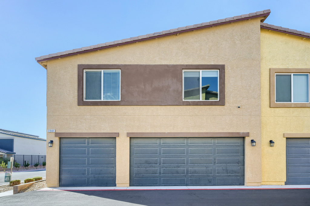 7241 Glistening Star Street Property Photo 30