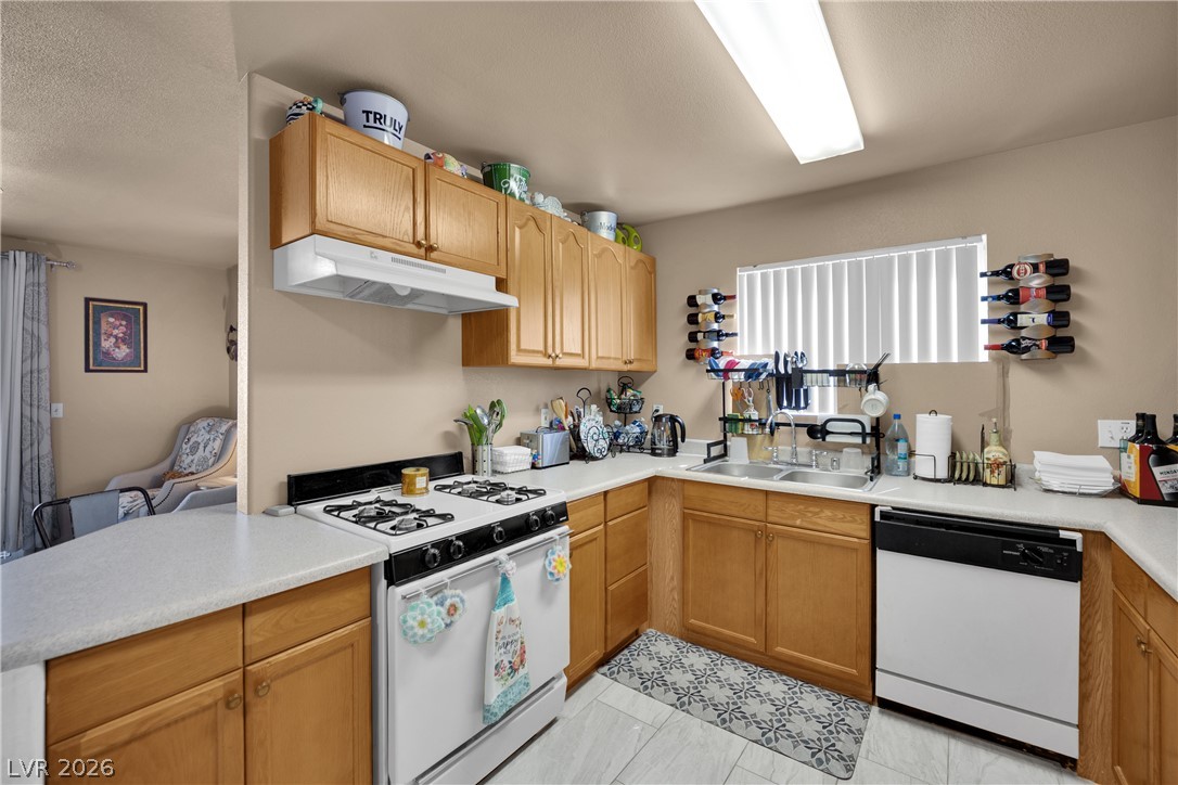 1520 Frank Aved Street 201 Property Photo 10