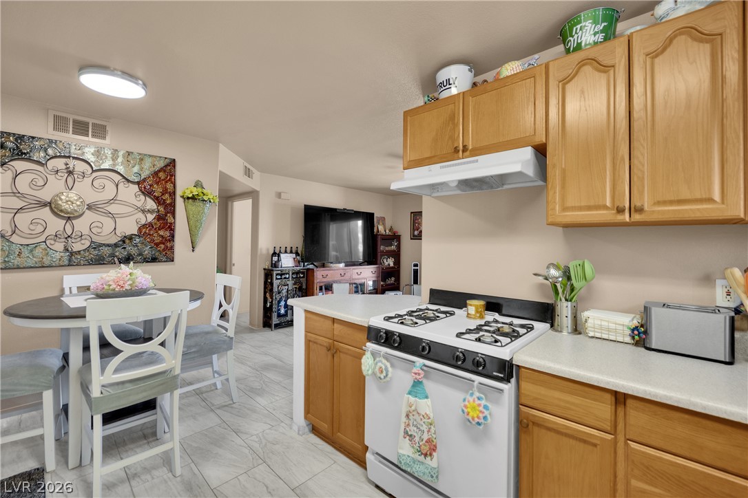 1520 Frank Aved Street 201 Property Photo 11