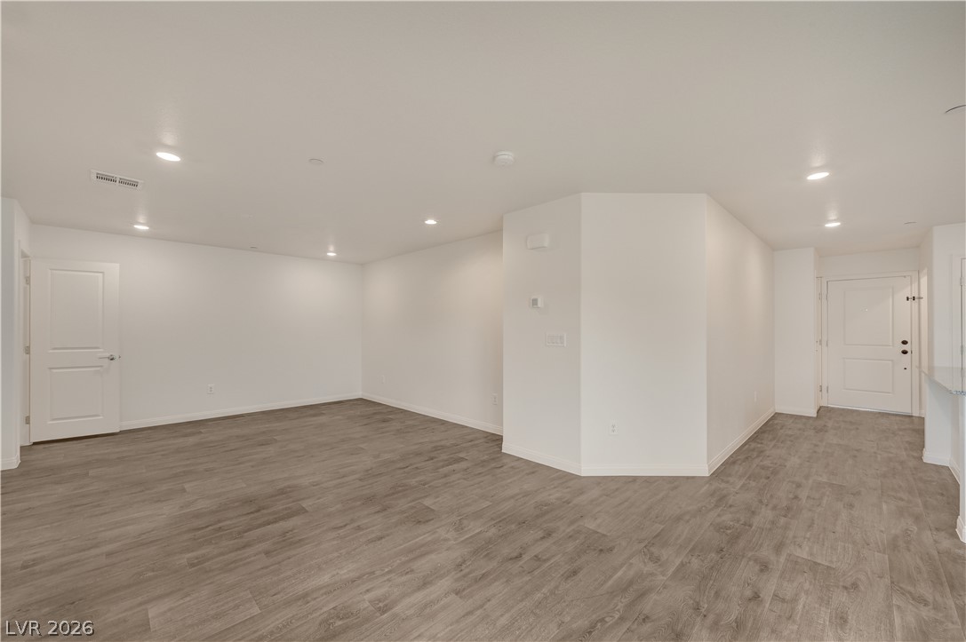 2902 Hemi Orange Avenue Property Photo 7