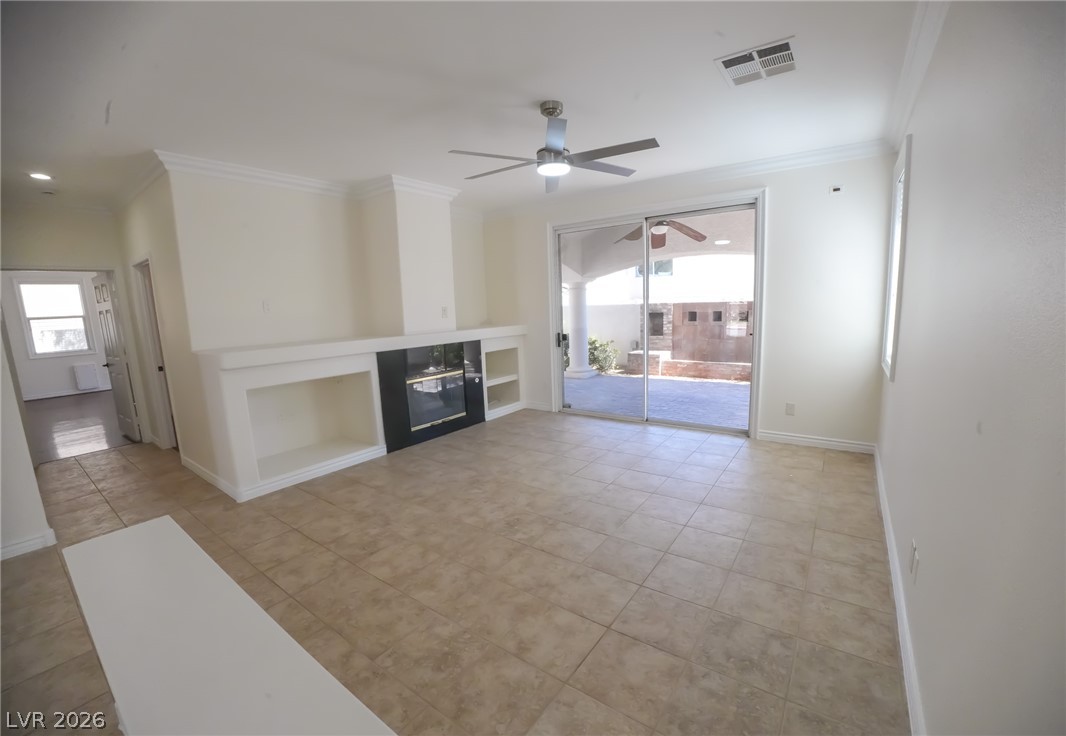 2413 Brockton Way Property Photo 7