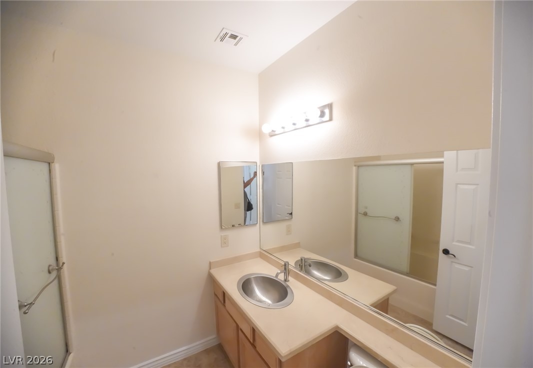 2413 Brockton Way Property Photo 9