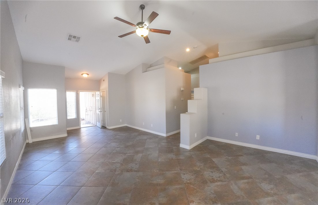918 Cavaison Avenue Property Photo 5
