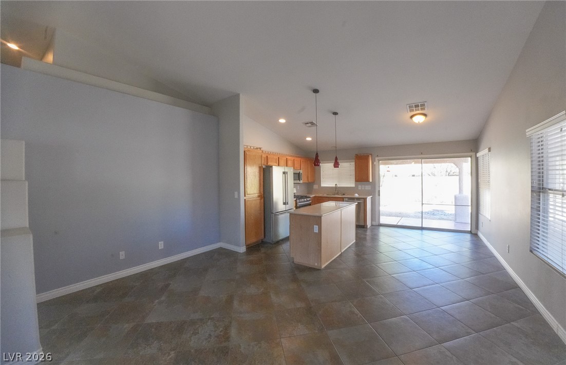 918 Cavaison Avenue Property Photo 6