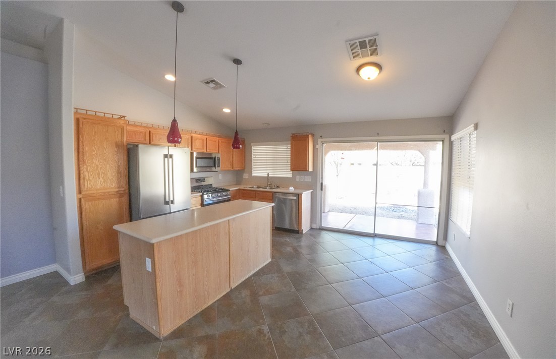 918 Cavaison Avenue Property Photo 7