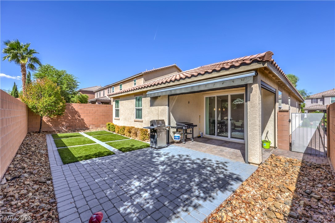 9265 Valley Betica Avenue Property Photo 30