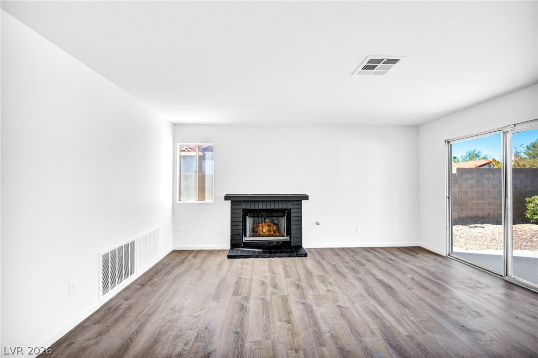 550 Kelsford Drive Property Photo 12