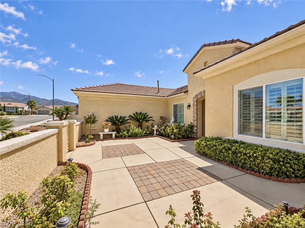 2393 Aztec Ruin Way Property Photo 4