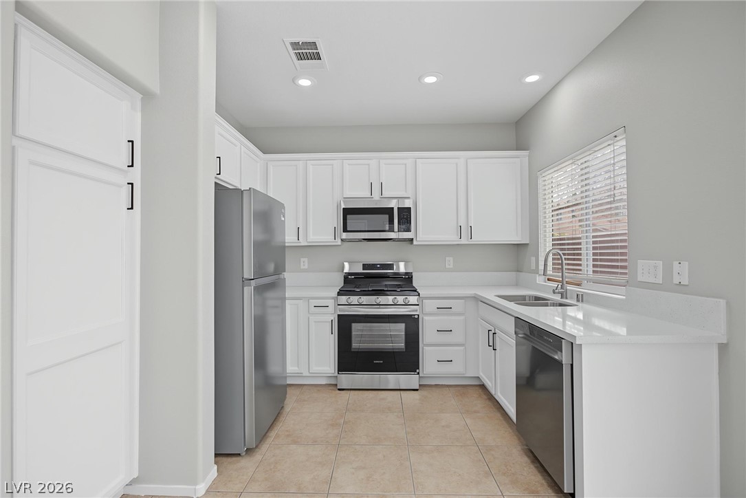 10191 Deep Glen Street Property Photo 10