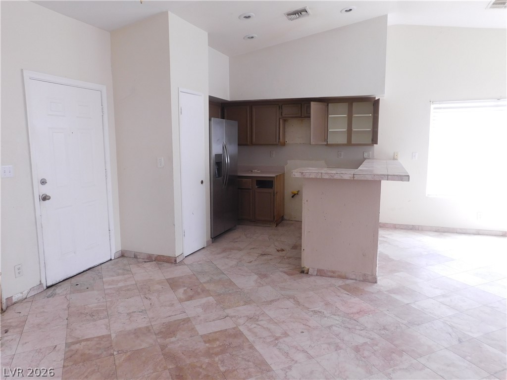 7251 Indian Creek Lane 103 Property Photo 8