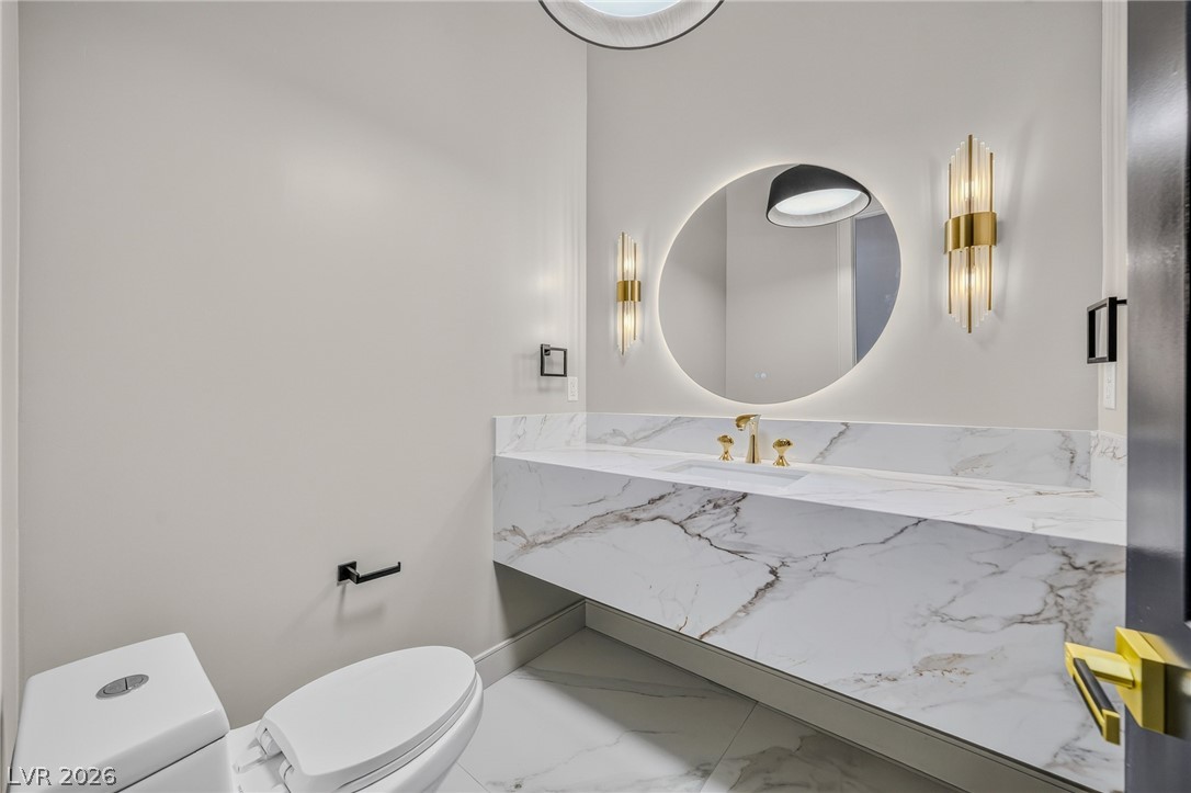 1010 West Annie Avenue Property Photo 27