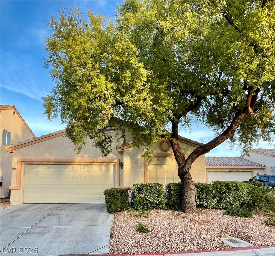 7908 HORNBEAM Court Property Photo 1