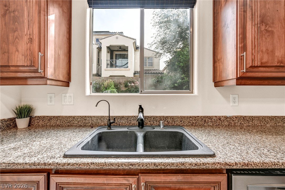 1020 Via Dupre Street Property Photo 23