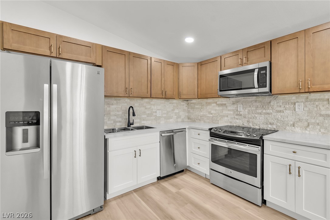 1604 Basswood Avenue Property Photo 1