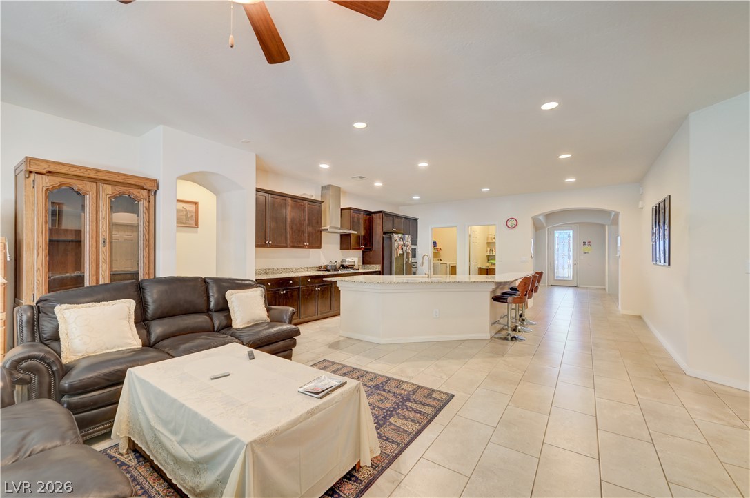5037 Royal Indigo Street Property Photo 4