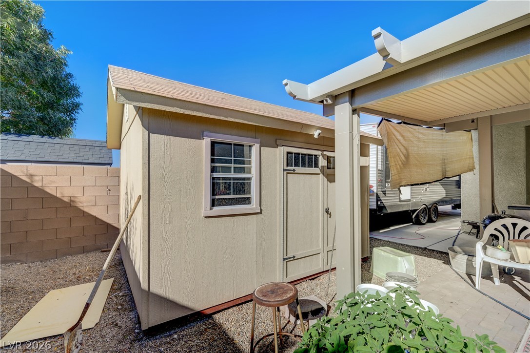 5037 Royal Indigo Street Property Photo 26