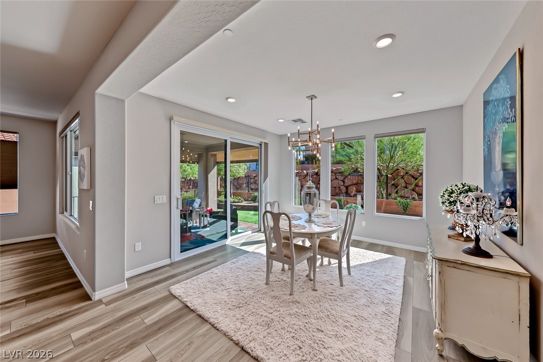 23 Arid Crest Avenue Property Photo 12