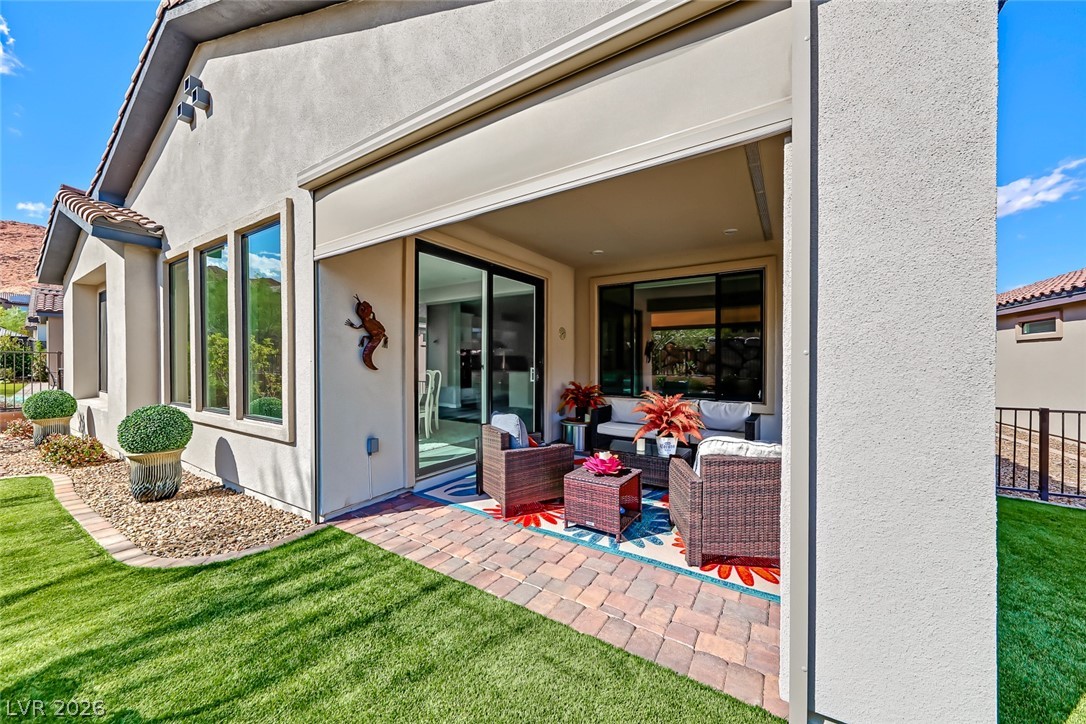 23 Arid Crest Avenue Property Photo 35