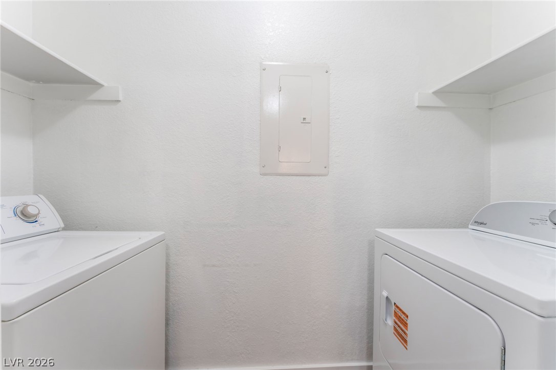 230 Mission Newport Lane 105 Property Photo 11