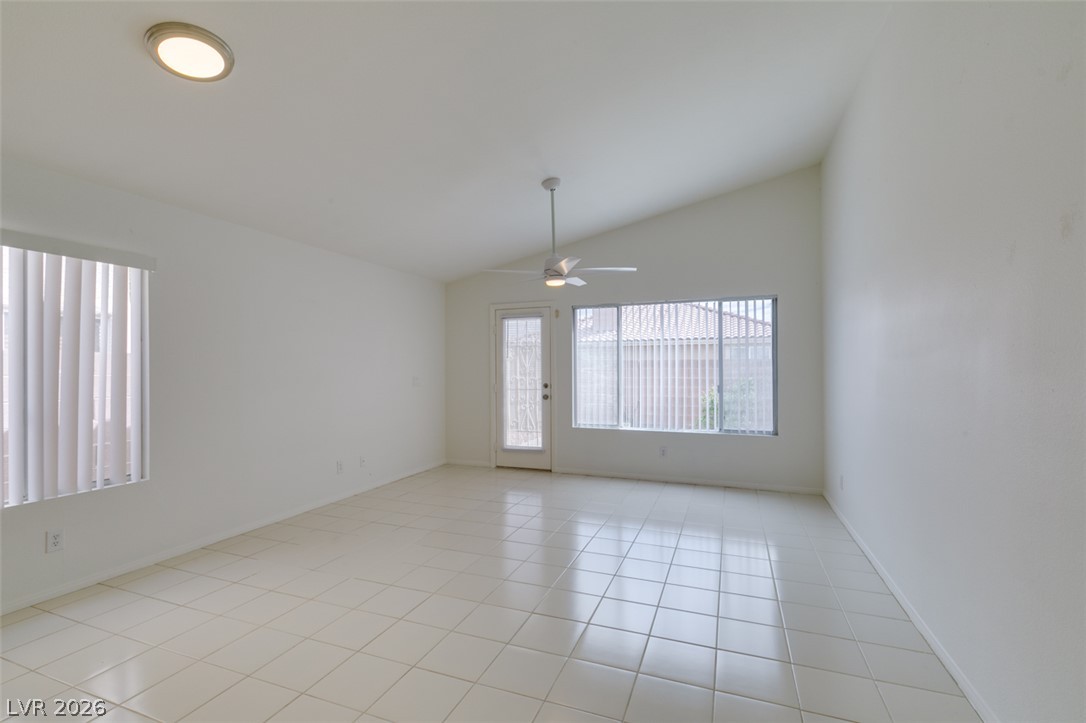 1920 Sondrio Drive Property Photo 7