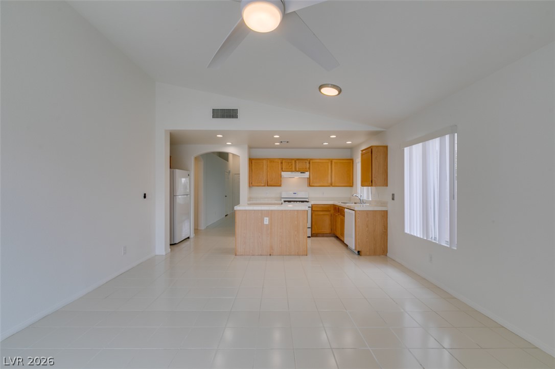 1920 Sondrio Drive Property Photo 15