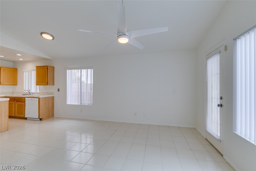 1920 Sondrio Drive Property Photo 17