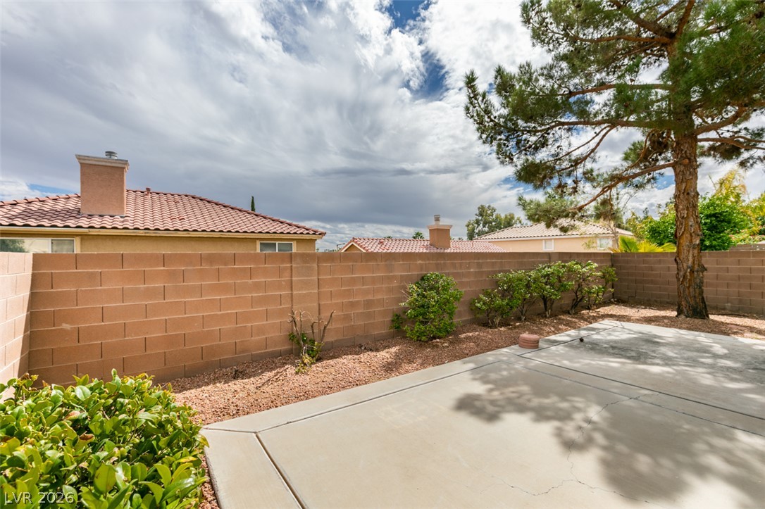 1920 Sondrio Drive Property Photo 42