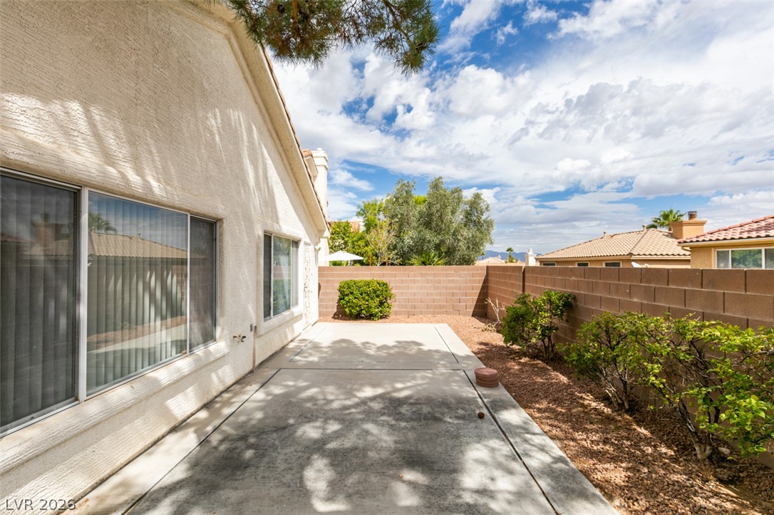 1920 Sondrio Drive Property Photo 45