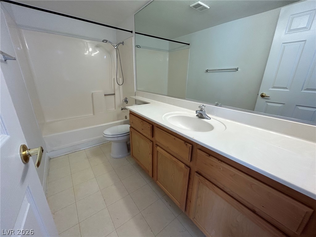 2970 Juniper Hills Boulevard 203 Property Photo 14