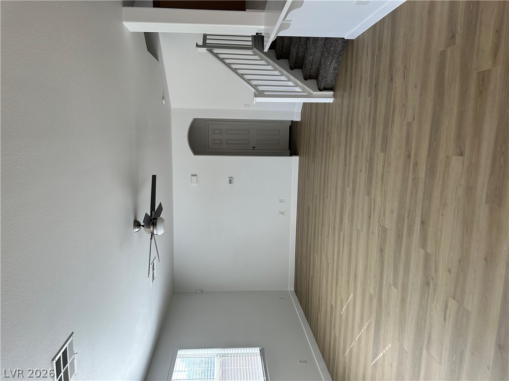9639 West Post Road Property Photo 6