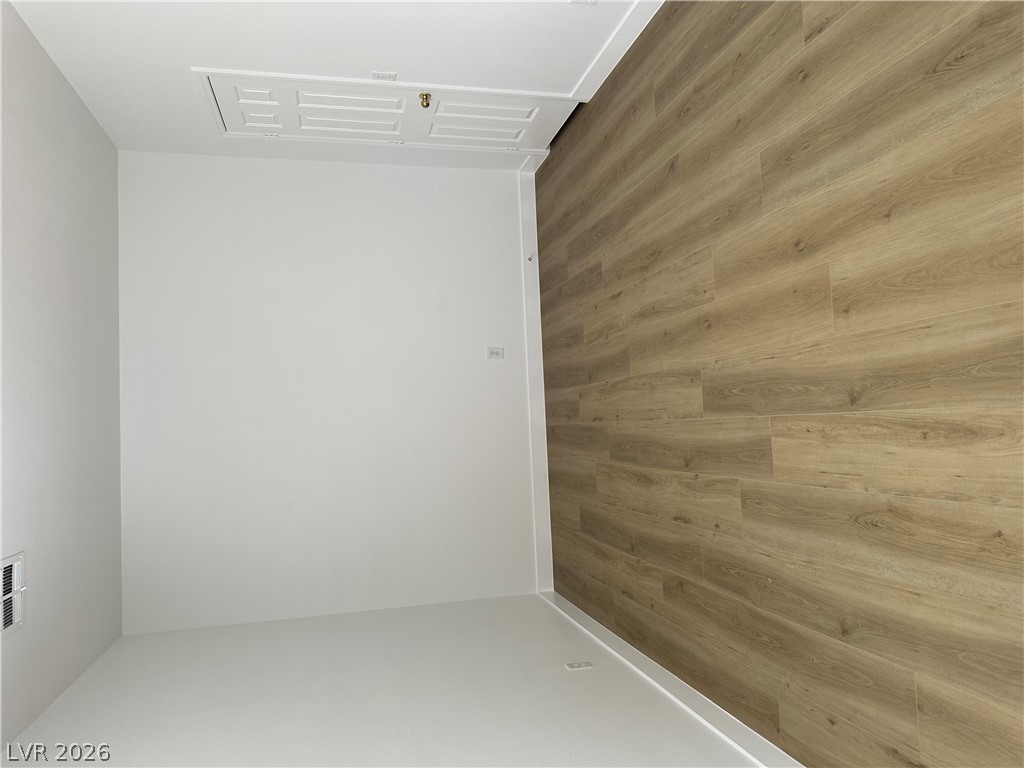 9639 West Post Road Property Photo 14